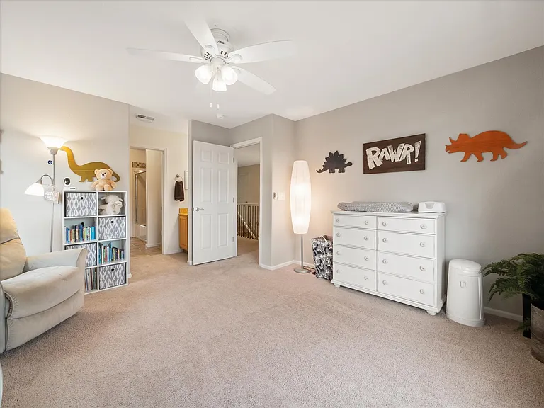 1048 Orion Way — Photo 39