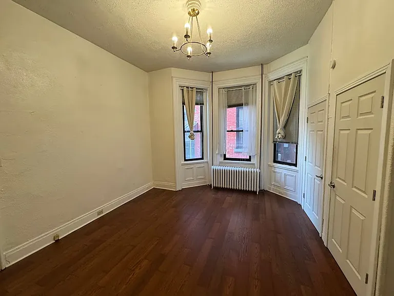 816 Cedar Avenue — Photo 8