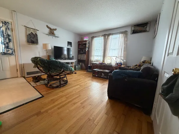 103 N Winooski Ave, Burlington, VT 05401