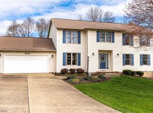 6175 Sandy Ridge Cir NW, North Canton, OH 44720