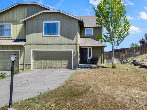 793 SE Maui Ln, Madras, OR 97741