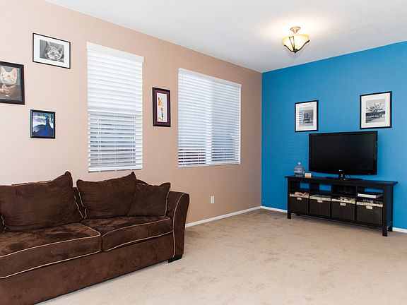 2nd image of 38298 Tranquila Ave
