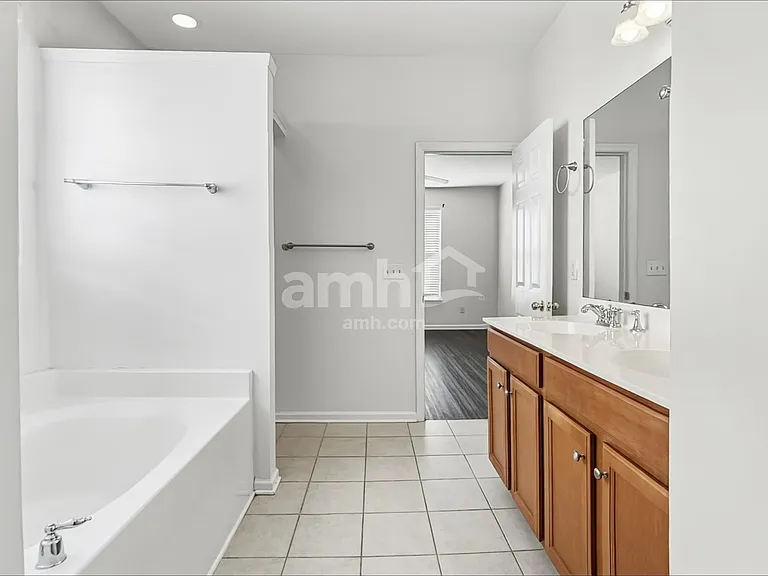 8940 N Red Maple Cir — Photo 12