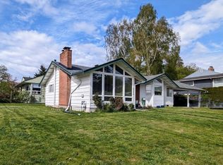 2304 E 17th St, Bremerton, WA 98310