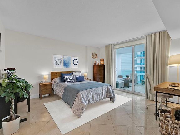 4th image of 2101 Brickell Ave APT 1710