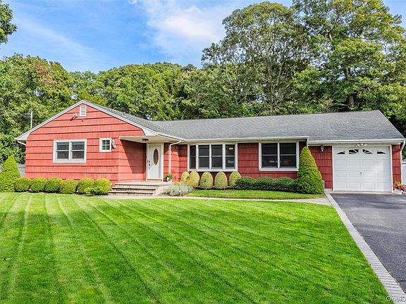 2nd image of 51 Beachfern Road