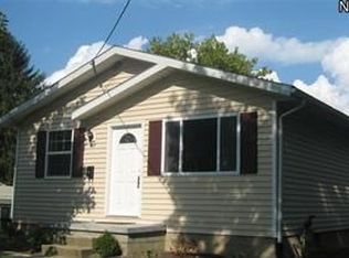 507 17th St NW, Barberton, OH 44203