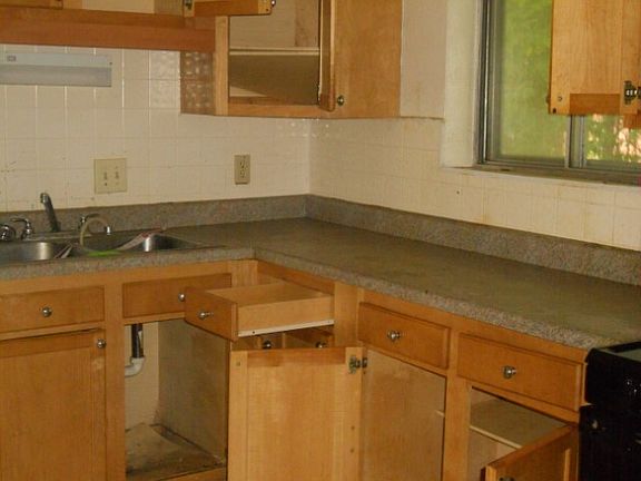 3rd image of 600 Cleveland Ave #780