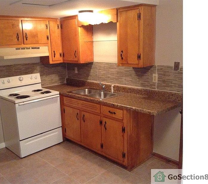 2nd image of 5169 Poplar Springs Rd #5169