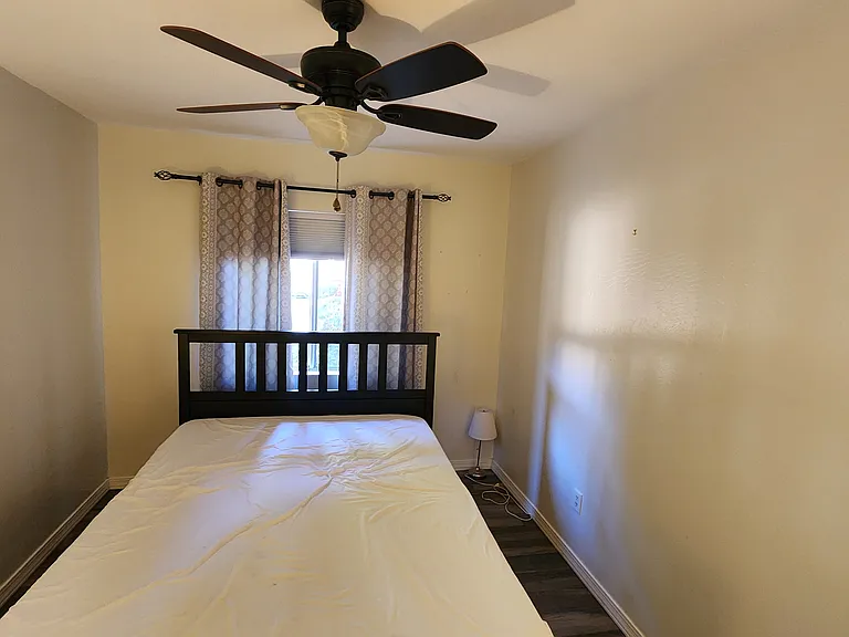 121 W Loma Vista Dr #101 — Photo 36