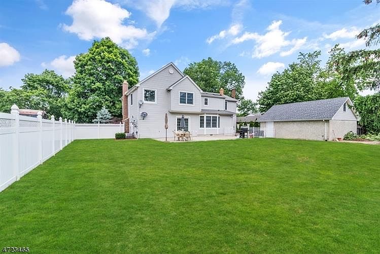 11 Hickory Pl, Pequannock, NJ 07440 Zillow