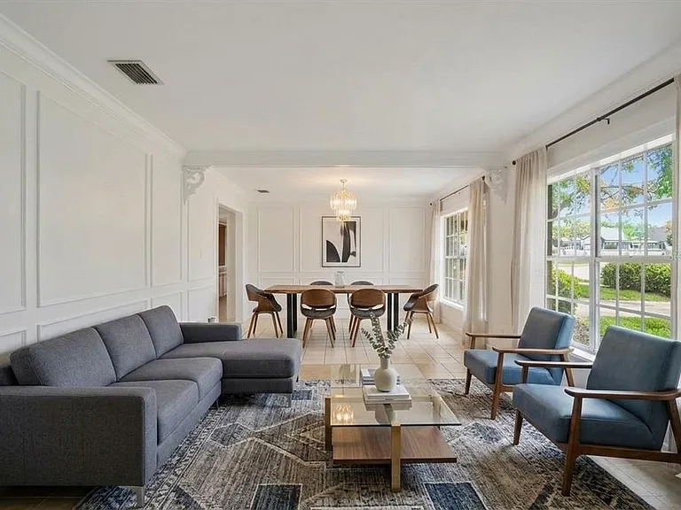 808 N Macdill Ave — Photo 5