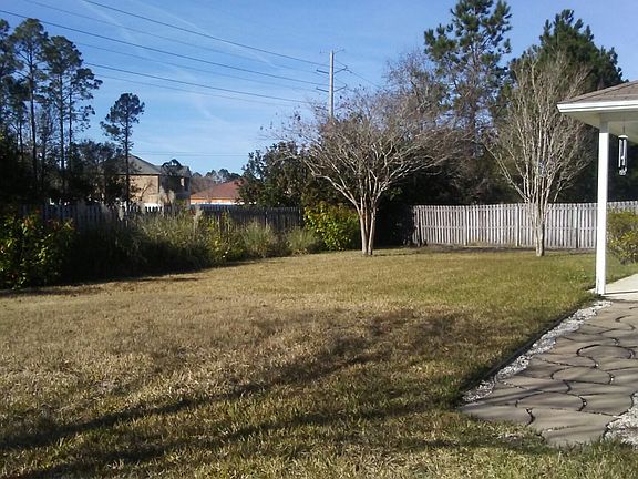 Huge pie shape lot w/ RV pad