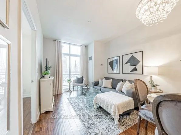 2 Eva Rd #121, Toronto, ON M9C 0A9