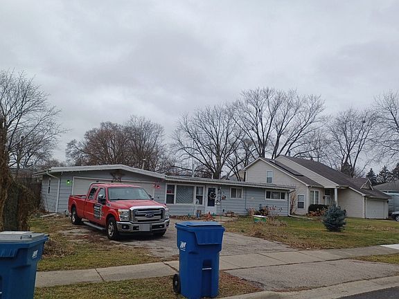 3rd image of 2173 Oak Ave