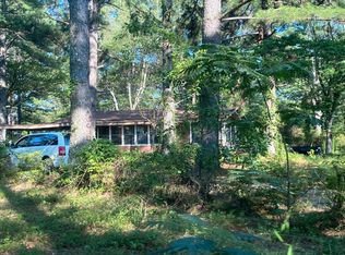 699 1/2 Middle St, Lumberton, NC 28358