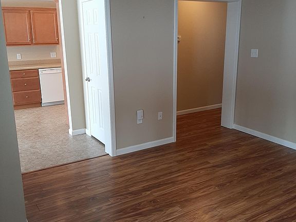 3rd image of 1 Eldorado Dr APT D