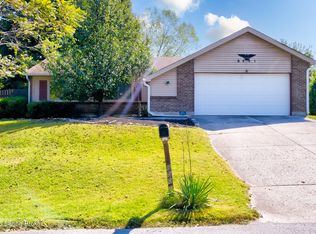 6501 Fenwick Dr, Louisville, KY 40228
