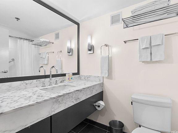 5th image of 410 Atkinson Dr #704