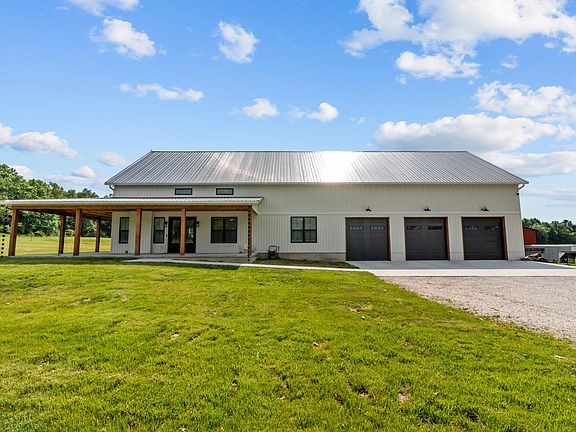 3rd image of 75 Karen Drive