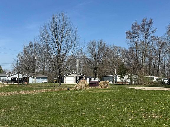 5th image of 4951 Airstrip Dr