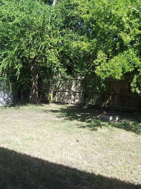 2nd image of 316 Manuel Dr APT C