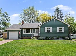1112 Marion Ave, Grand Haven, MI 49417