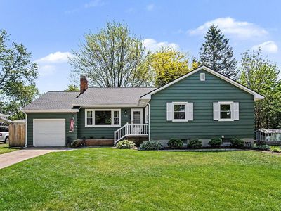 1112 Marion Ave, Grand Haven, MI, 49417