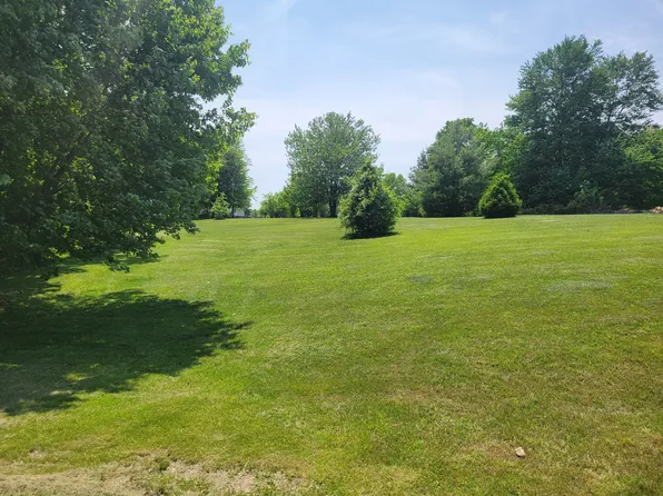 710 NW Santee Dr, Greensburg, IN 47240