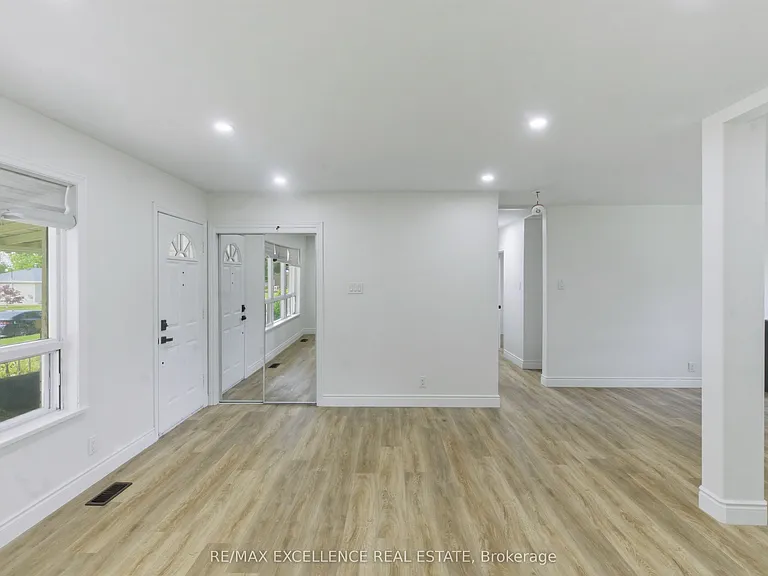 1814 Whitehall Dr — Photo 13