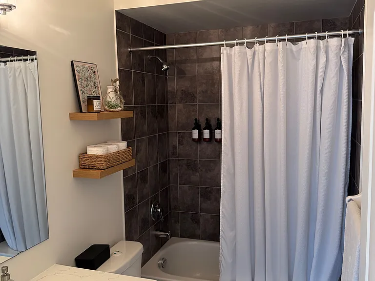 383 Main St E #310 — Photo 16