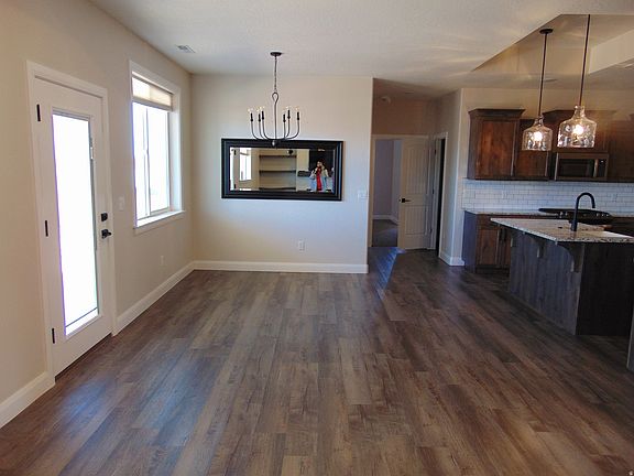 5th image of 256 S 1175 W