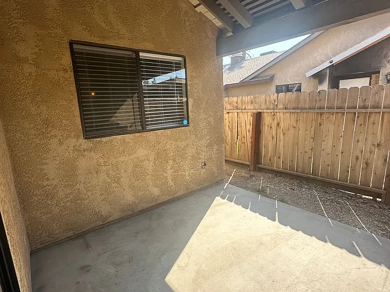4703 W Cypress Ave — Photo 11