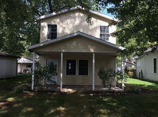 1317 W Cherry St, Bluffton, IN 46714