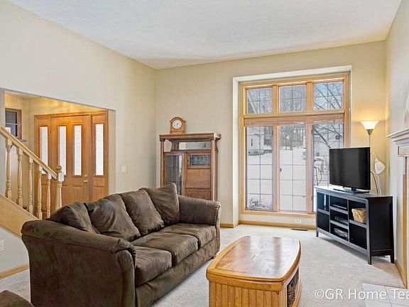 3rd image of 5349 Cottondale Dr SW