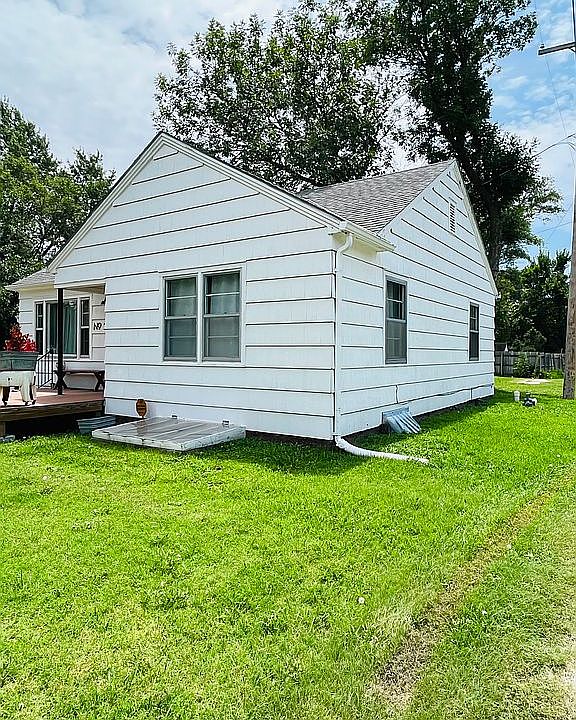 205 W B St, Hillsboro, KS 67063 Zillow