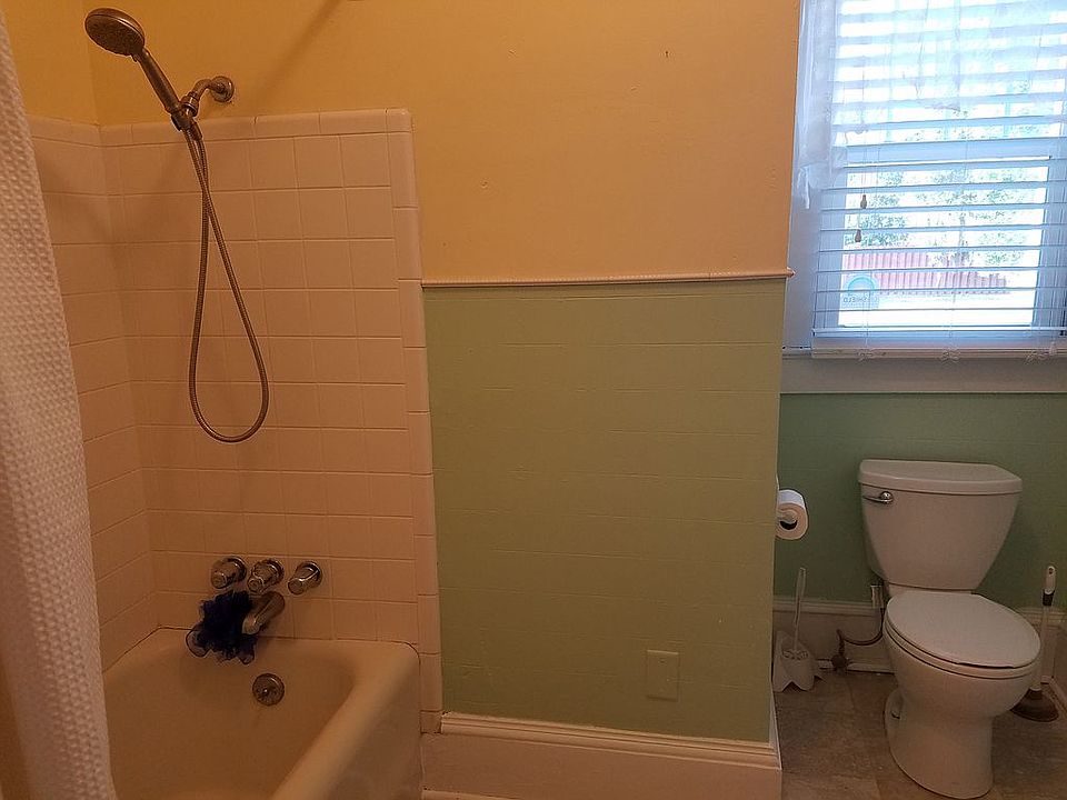 Full Bath