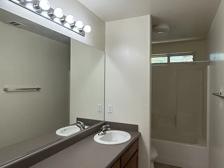 142 W Reese Ave — Photo 7