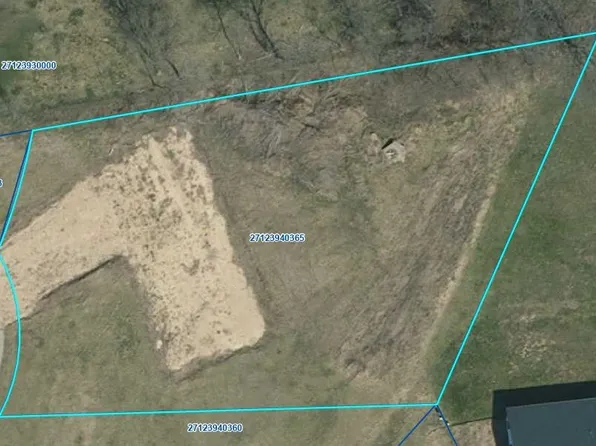 2302 Joliet Cir, Prairie Du Chien, WI 53821
