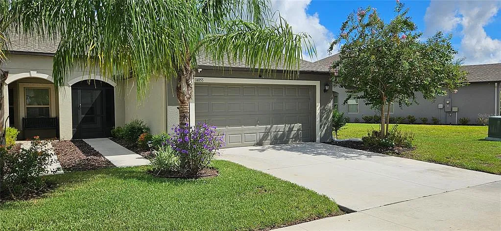 3 bed, 2.0 bath, 1337 sqft, $1,950 — Photo 1