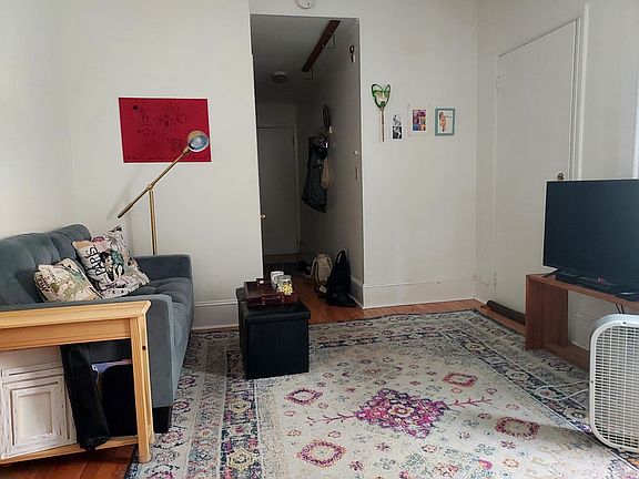 4th image of 1829 5th Ave APT 2R
