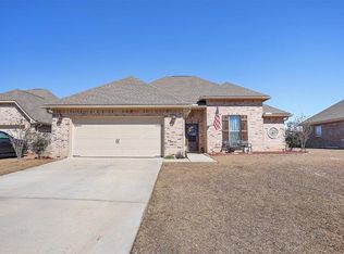 55 Coastal #OAK, Hattiesburg, MS 39402