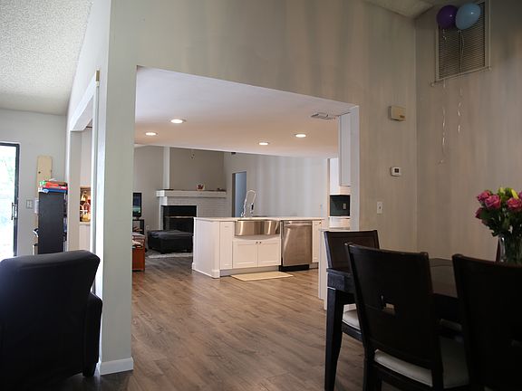 4th image of 2431 Arborwood Dr