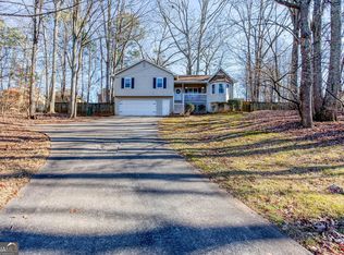 129 Southfork Dr, Woodstock, GA 30189
