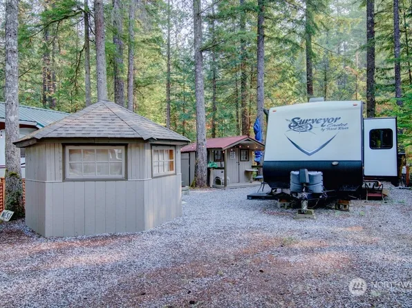 127 1 Jasper Trail, Deming, WA 98244