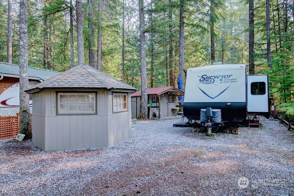 127 1 Jasper Trail photo 1