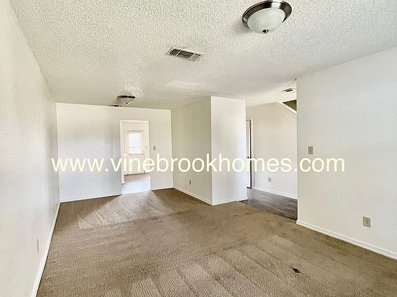 4th image of 1331 Pueblo Loop