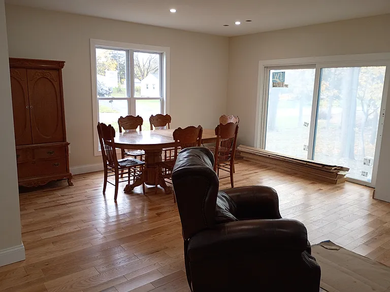 196 Castle Rd — Photo 10