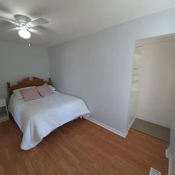 2226 Mercer St — Photo 23