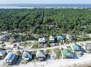 314 Audubon Pl, Dauphin Island, AL 36528